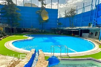 استخر چهارفصل و روباز آفتاب فرمانیه (آقایان)